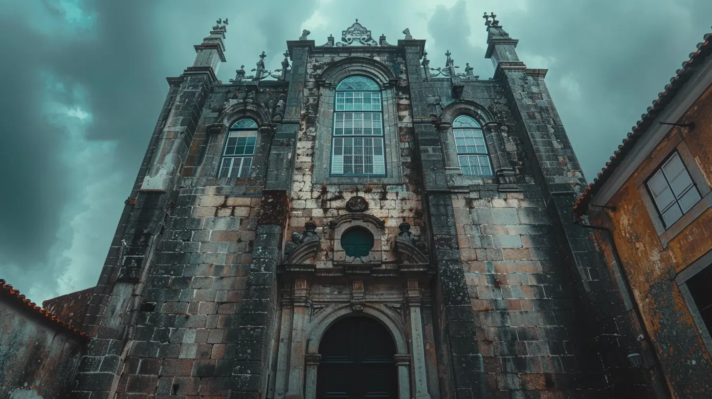 Exploring Portugal’s Coastal Towns: Lisbon to Porto